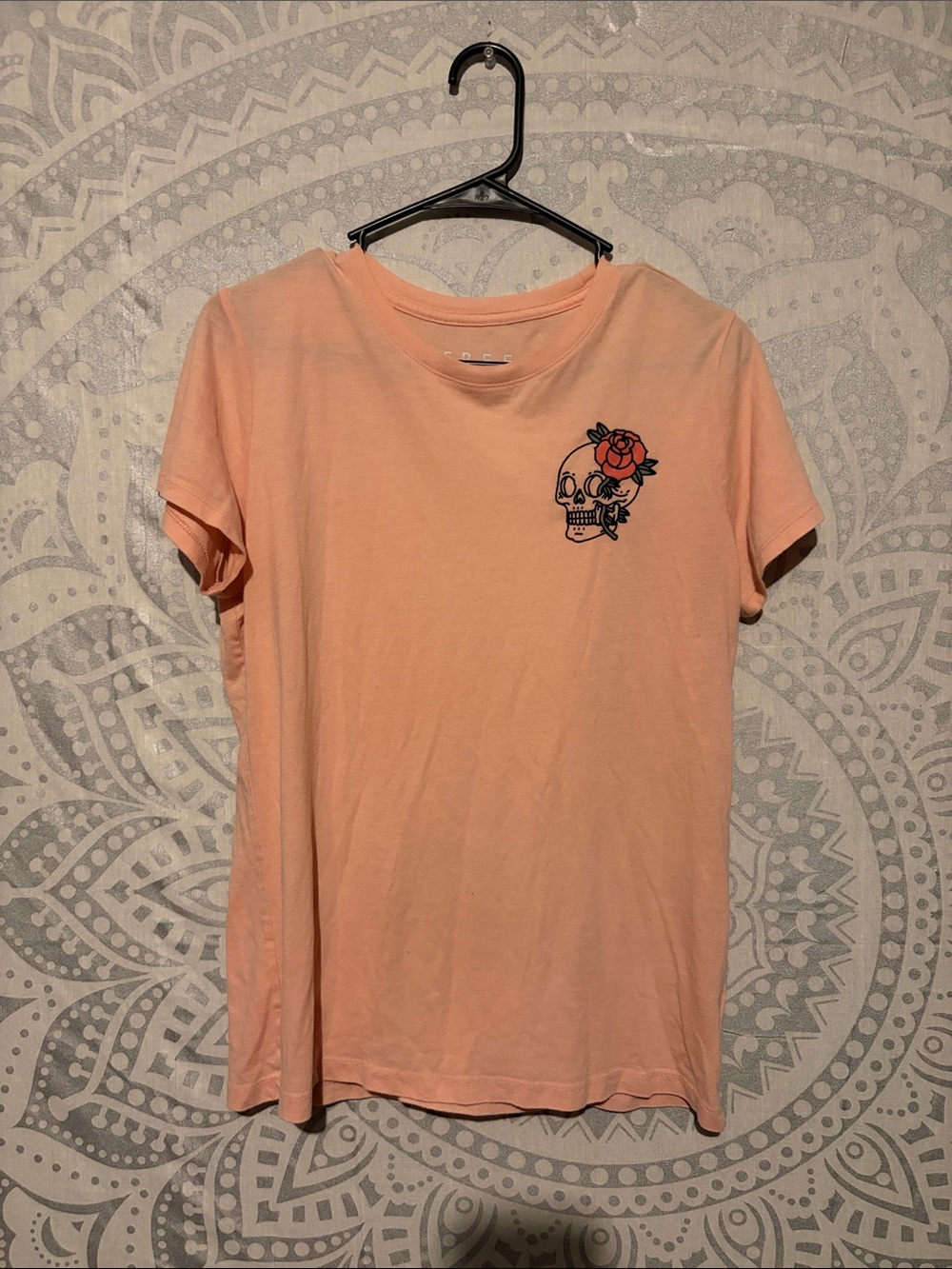 Free State Peach Short Sleeve Tee with Skull & Rose Graphic Size XL